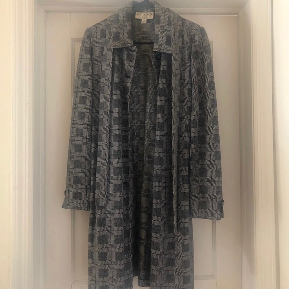 St. John jacket - Picture 2 of 3